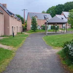 Hébergement de vacances Domaine De L Emeraude, Le Tronchet (Ille-et-Vilaine)